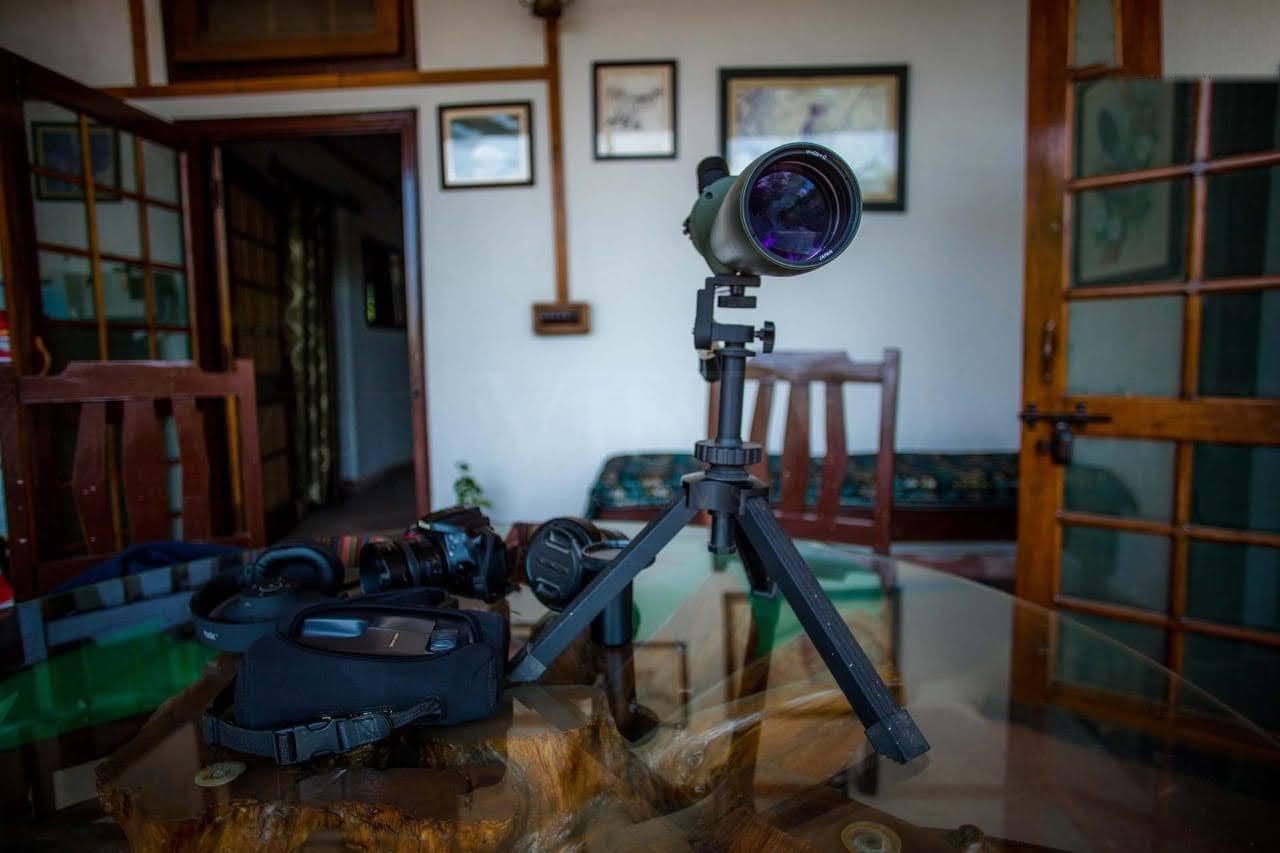 High-Power Spotting Scope and Binoculars for Specialist Birding